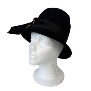 Vintage Lazarus Black Velvet Felt Cloche Hat w/ Ribbon 21" Head Circumference